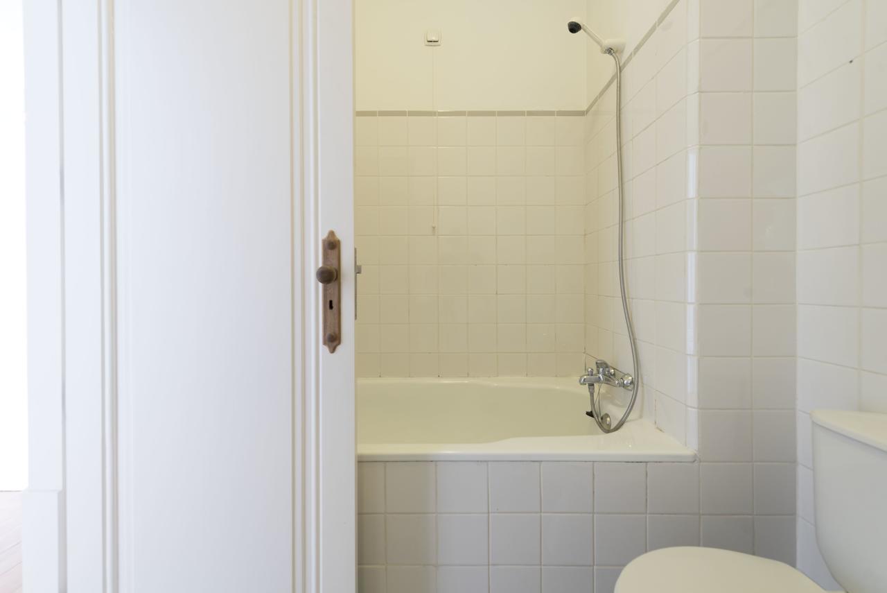 Lovelystay - Flower Stylish Apartment Porto Buitenkant foto