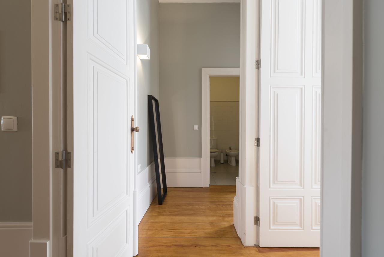 Lovelystay - Flower Stylish Apartment Porto Buitenkant foto