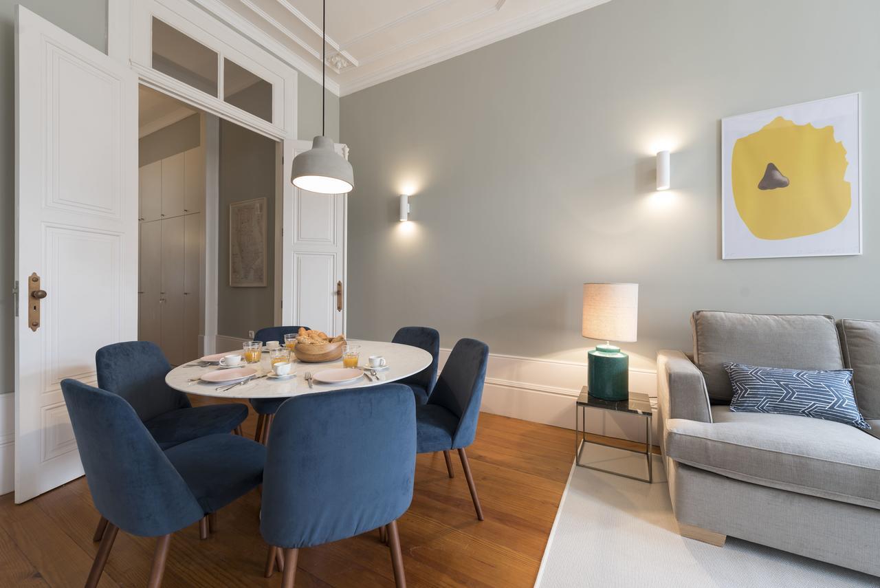 Lovelystay - Flower Stylish Apartment Porto Buitenkant foto