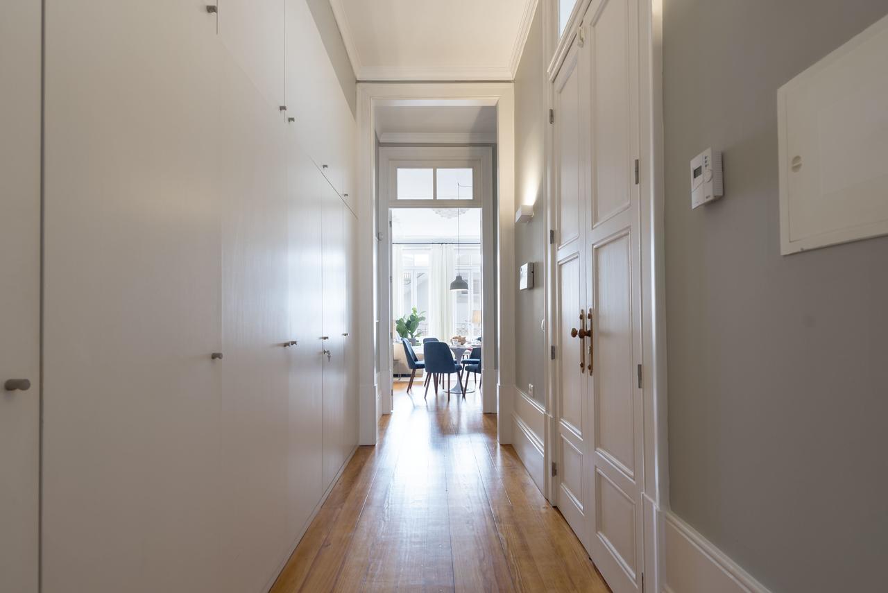 Lovelystay - Flower Stylish Apartment Porto Buitenkant foto